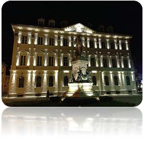 Das Rathaus von Domodossola, im Neoklassischem Stil, wurde vom Architekt Leoni aus Torino entworfen.