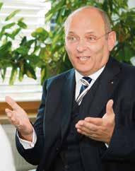 Oberfränkische Wirtschaft TITEL 11 IHK-Präsident Heribert Trunk Interview zur Ausgestaltung des Bayerischen Heimatministeriums Der Wähler hat entschieden.