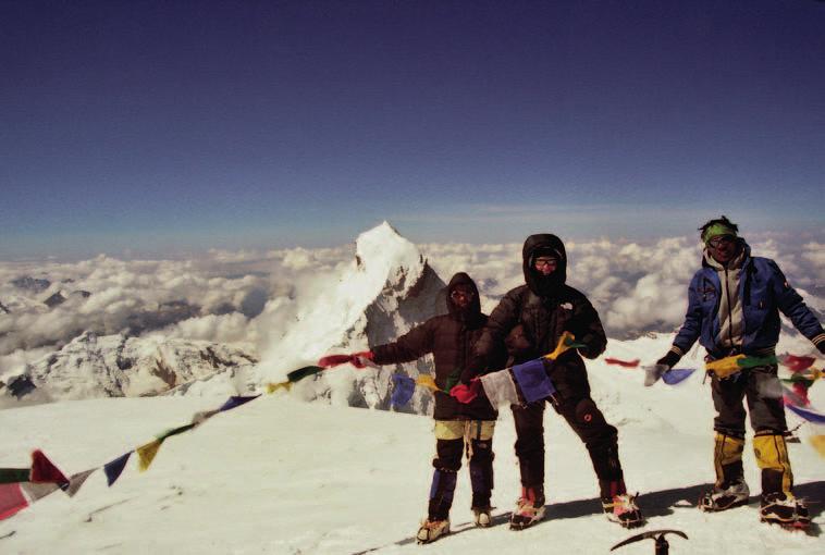 Mainzer Bergsteiger weltweit aktiv befanden sich auf einem riesigen Hochplateau. Von dort aus konnten wir am 21. August um 10 Uhr bei herrlichstem Sonnenschein den Gipfel des 7.