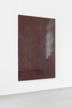 Mit neuen großformatigen (240 x 35 cm) vertikalen Zeitstreifen (Acryl auf Aluminium) präsentiert sich die Kölner Künstlerin Claudia Desgranges, die dem Bereich der Farbfeldmalerei zuzuordnen