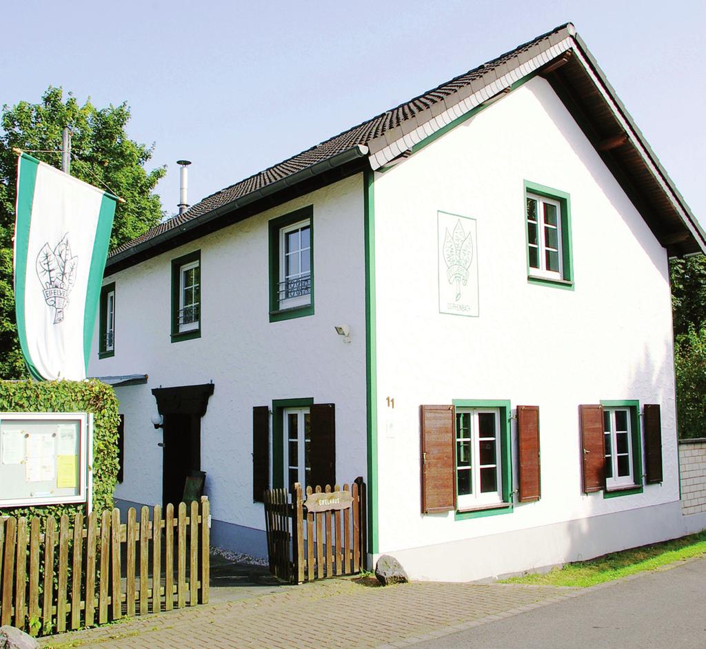 Foto: Peter Schwenker Unser Vereinshaus in Rheinbach, Neukirchener Weg 11 Das Haus mit Charme mitten im Grünen