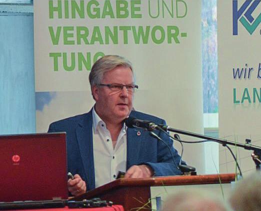 März 2016 aus. Ebenfalls wurde Georg Böckmann aus Garthe geehrt. Georg Böckmann ist seit dem 26. Februar 1996 amtierender Ortsvorsitzender des Ortverbandes Emstek.