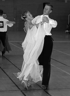 Gegen Erich und Ingrid Bockhahn, ihre Tanzsportfreunde von der TSA Blau-Weiß Rostock, waren sie ja gewohnt anzutreten, doch nun hatten sich auch noch Konkurrenten aus Brandenburg und
