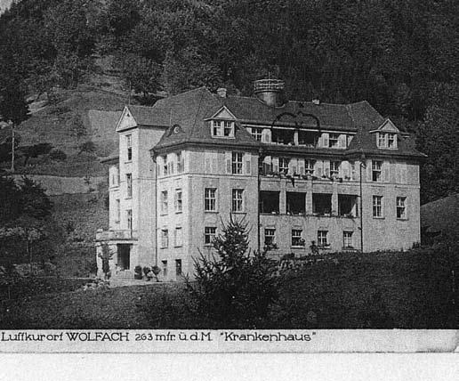 In seinem Grußwort bezeichnet Landrat Frank Scherer die Einweihung des Krankenhauses als den Beginn der modernen öffentlichen Gesundheitsversorgung der Menschen im Raum Wolfach.