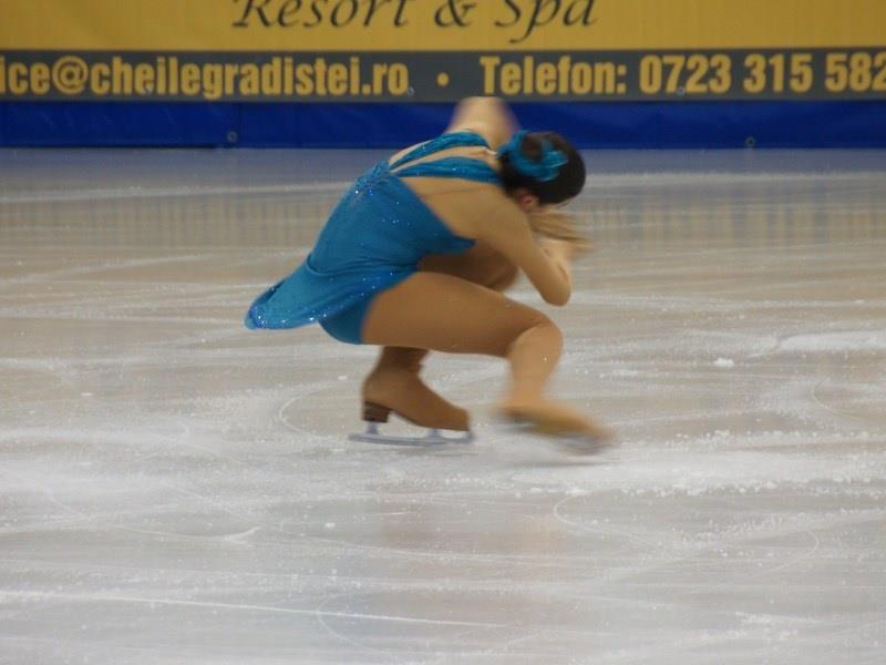 20.2.2013 - Eiskunstläuferin Romana Kaiser meistert Kurzprogramm mit Bravour...und überzeugte mit einem sicheren und ausstrahlungsstarkem Auftritt.
