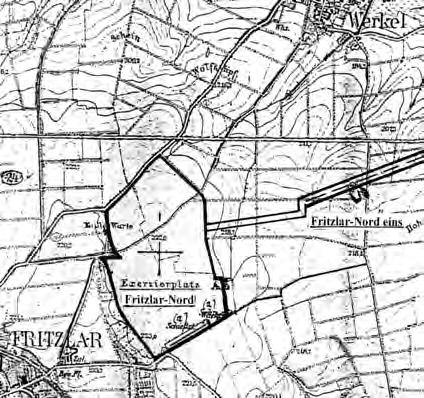 Drei Flugplätze bei Fritzlar Neben dem Fliegerhorst im Süden Fritzlars gab es auch noch das bekannte Grasgelände Fritzlar-Nord auf dem Exerzierplatz an der Kasseler Warte, das bis Kriegsende