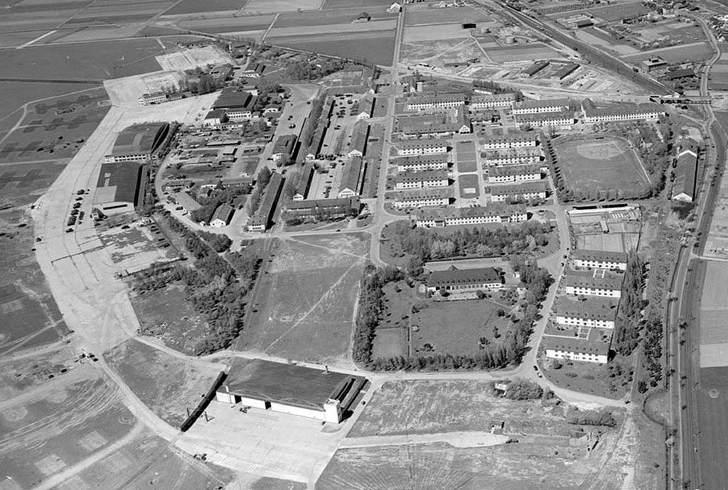 In dieser Zeit wurden wichtige militärischen Anlagen in Deutschland systematisch erfasst. So ist im Jahre 1950 auch ein Luftbild der Fritzlarer Kasernenanlage entstanden.