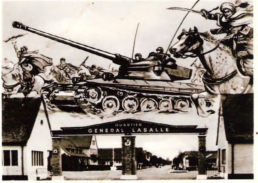ein französisches Panzeraufklärungsregiment, das 5ème Régiment de Hussards, abgelöst, das mit neuen AMX 13 Panzern ausgerüstet war.