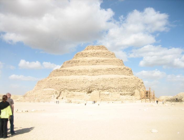 die Nekropole mit den Pyramiden des Teti besichtigt.