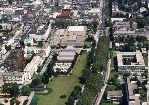 10 Kongress- und Veranstaltungsstandort Wiesbaden Konzeptdarstellungen: Ferdinand Heide Architekt BDA In Führung zu gehen ist allerdings mehr als nur das Verwalten von Besitzständen.