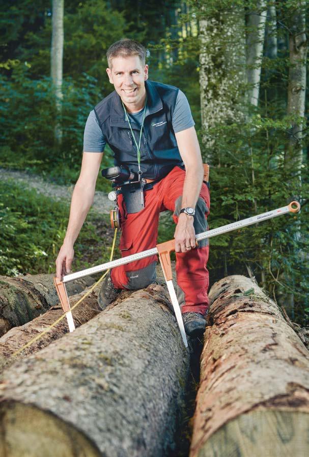 PATRIK HOLLENSTEIN Revierförster, Leiter Forstbetrieb der Ortsbürgergemeinde «Ein nachhaltig gepflegter Wald dient allen St.Gallerinnen und St.Gallern.
