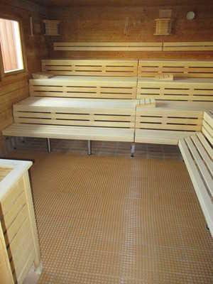 C Finnische Sauna 95 C Dampfsauna Reisen
