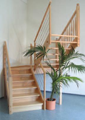 Massivholz-Treppen von KMH schaffen Atmosphäre, prägen Räume und eröffnen Verbindungen.