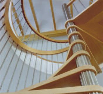 Runde, moderne Formen oder geradliniges, klassisches Treppendesign schaffen Raum für gestalterische Ideen.