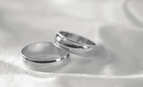 GELDERN/KEVELAER EHEVORBEREITUNG Trauen Sie sich! - Vorbereitung auf Ehe und Partnerschaft - Im Mittelpunkt der Ehevorbereitungsseminare steht das Gespräch über eheliche Partnerschaft.