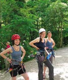 Tourenberichte Ausbildung-Klettern Aufmerksame Teilnehmerinnen Evi überwachte mit ihrem