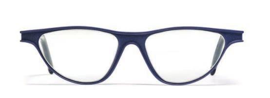 Einladen und willkommen heißen Stellen Sie Ihren Kunden das Konzept der 3D-maßgefertigten Brillen vor, die vollständig rund um das Sehen des Brillenträgers entwickelt wurden. 7.