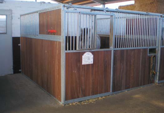 Spezialhalter Halterung für Gitter Rohr Pferdeboxen ohne bohren befestigen 