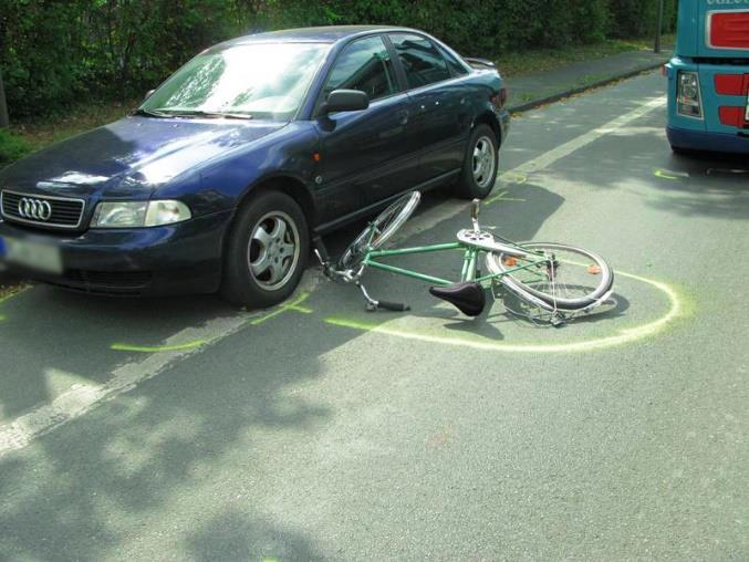Radfahrsicherheit bleibt ein Schwerpunkt der Verkehrssicherheitsarbeit Radfahrer haben keine Knautschzone und werden nicht durch Sicherheitsgurte und Airbags gesichert.