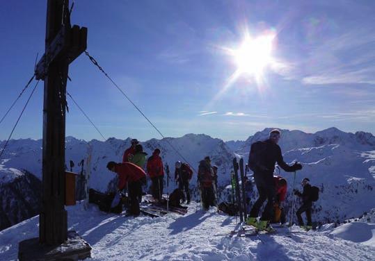 Es führt: Günther Lengsfeld, (0676) 76 07 513 So. 3. März: Hochschober (3240 m) Ein langer und hochalpiner Schitourenklassiker auf den bekanntesten Gipfel der Schobergruppe.