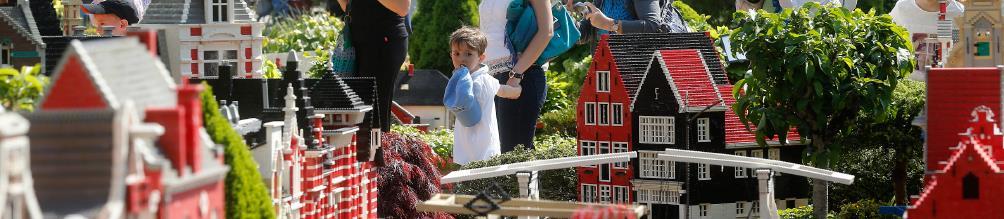 Machen Sie einen Abstecher nach Dänemark in das Legoland Billund. Ein Spaß für die gesamte Familie! 08.04.2017 bis 30.10.2017 täglich ab 10:00 bis 20.00 Uhr geöffnet.