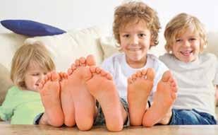 Einen Schritt voraus Stellen Sie Ihr Kind auf gesunde Füße 98% aller Kinderfüße kommen gesund zur Welt doch leider haben nur ein Drittel der Erwachsenen gesunde, nicht deformierte Füße.