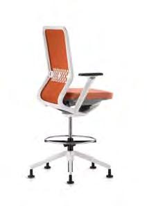 All SITAGTEAM lowback models are also available with special seat height and chrome foot ring for work at counters and