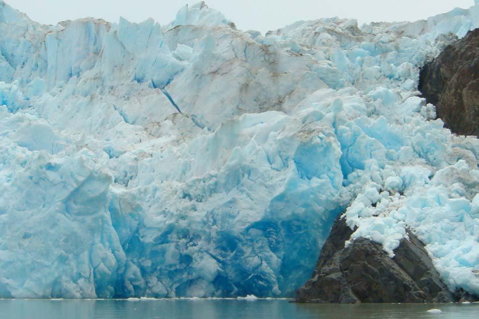 Grey Gletscher, Nationalpark Torres del Paine Aber egal wo man sich in Chile befindet, man sieht immer die wunderschöne Kordillere der Anden, denn Chile ist ein sehr schmales Land, das auf der einen