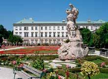 ZusammenHalt Der Mirabellgarten in Salzburg Besuch in Salzburg Seminarreihe der Kolleggruppe zur Vorbereitung einer Studienreise Vor allem als Stadt der klassischen Musik ist Salzburg bekannt, das