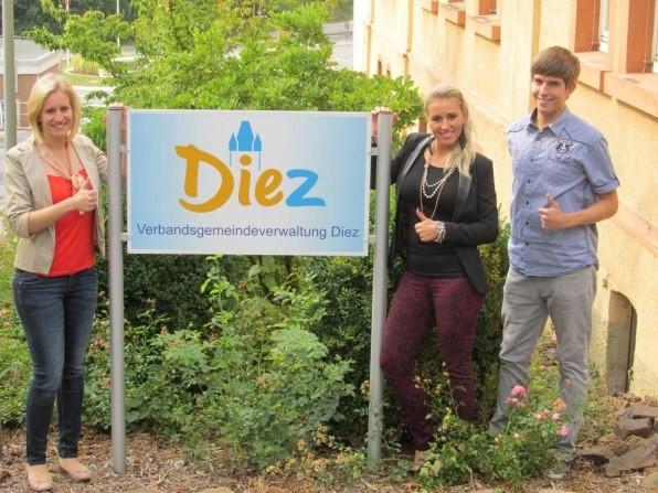 Die Ausbildung dauert 2 Jahre und ist modular aufgebaut; 11 Monate theoretische Ausbildung an der Zentralen Verwaltungsschule Rheinland-Pfalz (ZVS) in Mayen / Eifel, unterstützt von