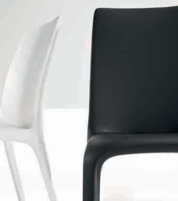Fully covered in leather or (eco-leather). Alanda ist ein Stuhl mit Stahlstruktur und Polsterung aus Polyurethan.