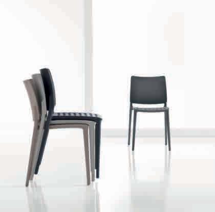 Made of polypropylene, Blues is available in a mat finish in white, light grey, anthracite grey, dove grey and orange.