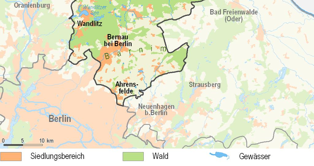 Kreisverwaltungssitz ist Eberswalde, die im weiteren Metropolenraum gelegene und mit 39.121 EW von der Einwohnerzahl her größte Stadt des Kreises, gefolgt von Bernau bei Berlin mit 35.843 Einwohnern.