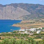 Rhodos ist wohl das bekannteste Ziel der sonnenhungrigen Badegäste. Wer Urlaub im grünen Herzen Griechenlands machen möchte, entscheidet sich für Korfu.