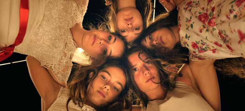 Fotos: Weltkino Filmverleih Mit der GEW NRW ins Kino MUSTANG Ein bewegender Film über fünf türkische Mädchen, die für ihre Freiheit und Selbstbestimmung kämpfen.