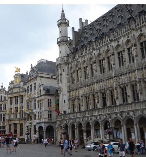 Der Marktplatz von Brüssel ist sehr schön und auf unserer nächsten Womo-Reise nach Belgien müssen wir uns mehr Zeit für Belgien nehmen!