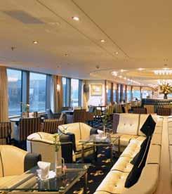 Auf 4 Decks bietet das Schiff genügend Freiraum, für einen rundum entspannten Wohlfühlurlaub. Kabinen: Die MS Jane Austen bietet in 74 Kabinen Platz für 148 Gäste.