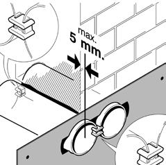 12 Die mitgelieferten Wanddurchführungsrohre ablängen. Bitte beachten Sie hierbei, daß sowohl an der Innen- als auch an der Außenwand die Rohre bündig mit der Fertigwand (incl. Putz) abschließen muß.