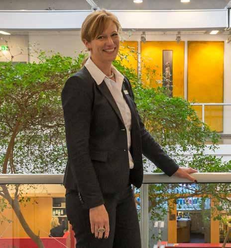 18 19 Katja Düppe, Geschäftsstellenleiterin der Sparkasse Vest Recklinghausen in Castrop-Rauxel Um auch ihren privaten Verpflichtungen nachzukommen, sieht sie ihren Arbeitszeitfaktor von 90 Prozent