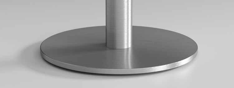 TAZIO Serie di tavoli caratterizzata da una base circolare di diametro 450 mm in ghisa verniciata o rivestita in lamiera di acciaio inox satinato o lucido, con colonna diametro 76 mm.