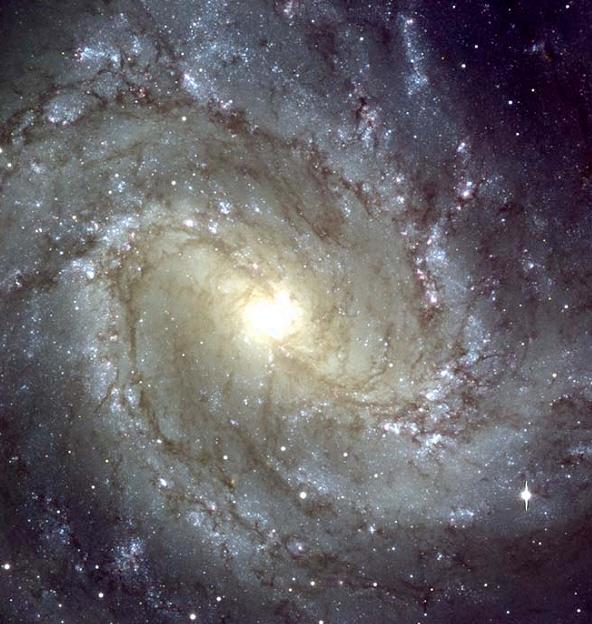 Balkenspiralgalaxien ausgehend vom Zentrum langer Balken Anschluss der Spiralarme auch