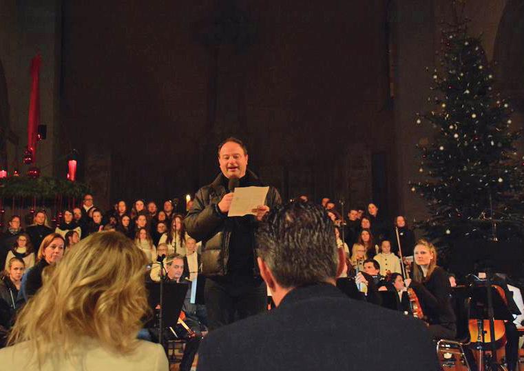 Der Stern geht auf Festliches Konzert zur Weihnachtszeit 09 Kulturelles und soziales Engagement verbinden ein zentrales Anliegen der Münchner Gesellschaft Narrhalla.