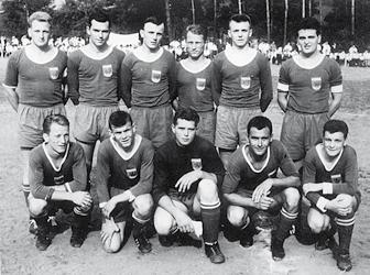Der Eintrag der Sportgemeinde Eintracht in das Vereinsregister beim Amtsgericht Obernburg erfolgte im Jahre 1966, auch wurde die Erbbauberechtigung für das Spielgelände am 17.