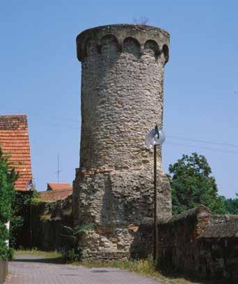 Historische Bauwerke Wiesloch Teile der ehemaligen Stadtmauer mit Wehrtürmen und Freihof aus dem 14.