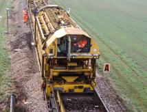 Arbeiten im Bereich von Gleisen: Sicherungsmaßnahmen bei Arbeiten an der Infrastruktur bei