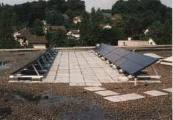 1. Übersicht Im Rahmen des Schweizer Photovoltaik-Berufsschulprogramms wurden 21 der 60 Berufsschulzentren der Schweiz mit einer Photovoltaik-Anlage ausgerüstet.