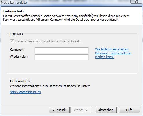 11. Wählen Sie das entsprechende Semester aus. 12. Füllen Sie unter Eigenschaften die drei Felder Schule:, Schulort und Lehrperson aus. 13.