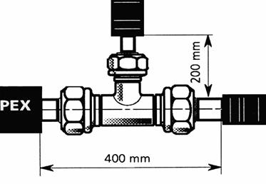 Montage T-Stück Dämmsatz 1. PEX-Rohre mit T-Stück verbinden, gemäß Anleitung 2. Falls nötig, Reduktion mit Eisensäge abschneiden.