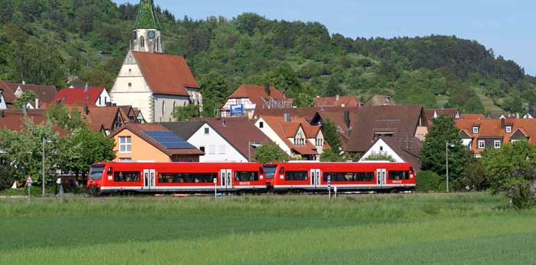 Die Ammertalbahn Foto: Filipp Münst Die Ammertalbahn verkehrt zwischen Tübingen und Herrenberg und wartet mit vielen schönen Ausblicken links und rechts während der Fahrt durch das Ammertal auf.