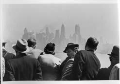 6/7 Die Ankunft/ New York Wer nach Amerika auswanderte, landete meist an einem Hafen der Ostküste und hier insbesondere in New York. 6.